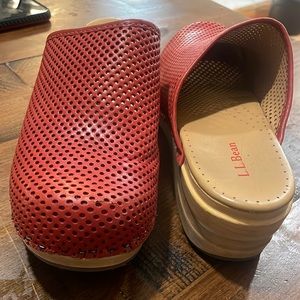 Red LL Bean clogs